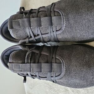 Puma Gray Sneakers for Everyday Comfort